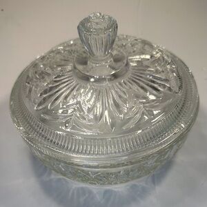 Avon powder puff dish